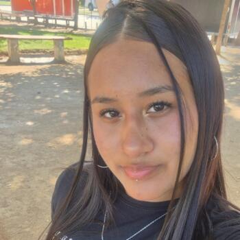 Babysitter in Santa Cruz: Valery