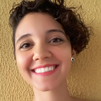 Babysitter in Florianópolis: Isabela