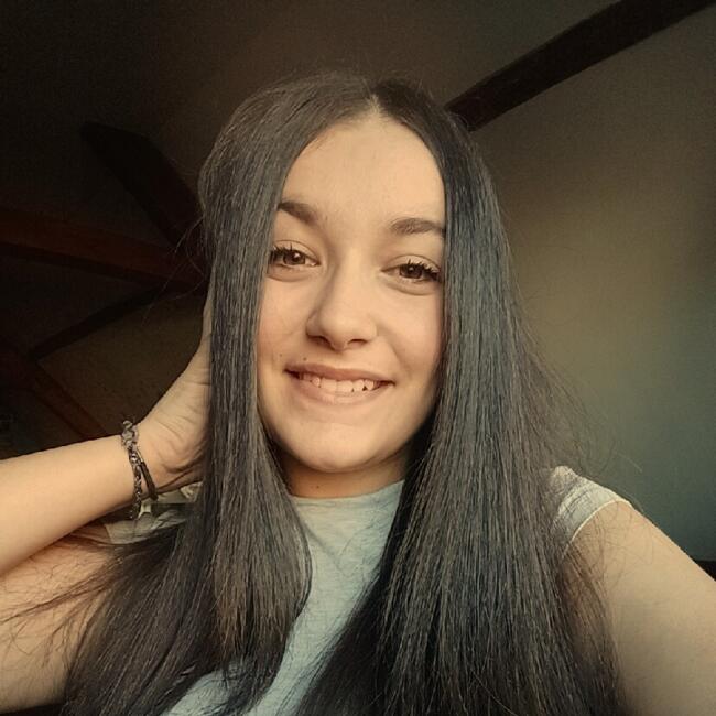 Babysitter in Chelers: Zoé