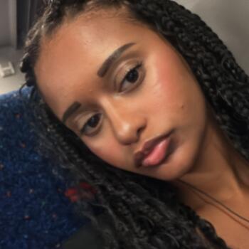 Babysitter Kiryat Motzkin: חירות