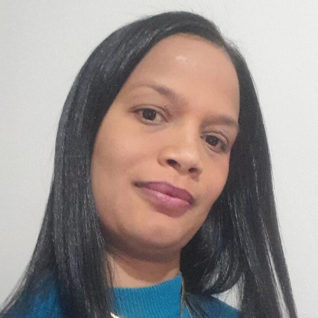 Trabajo para niñera en Los Guayos: Nadya