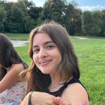 Babysitter em Lisboa: Laura