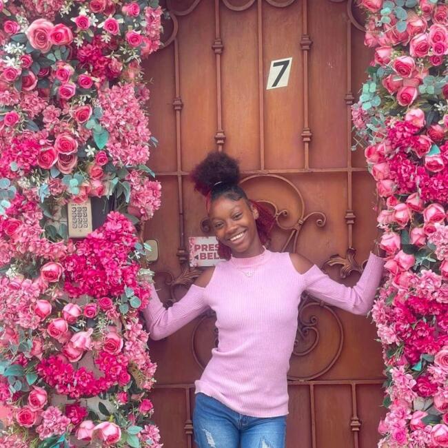 Babysitter in Curepe: Myia