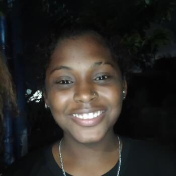 Babysitter Santo Domingo Este: Angela