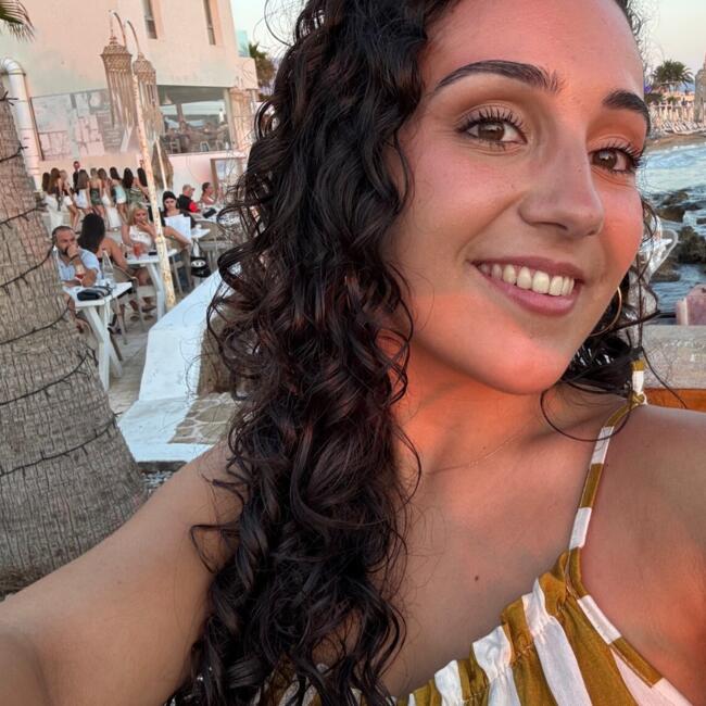 Nanny in Seville: Carmen