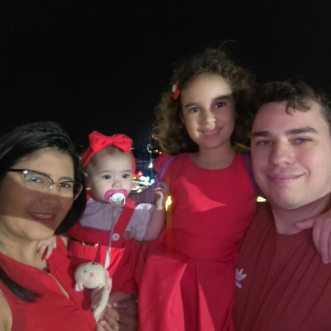 Babysitting job in Maringá: Vinicius