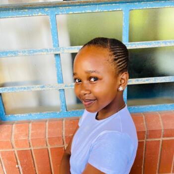 Nanny Empangeni: Sisanda