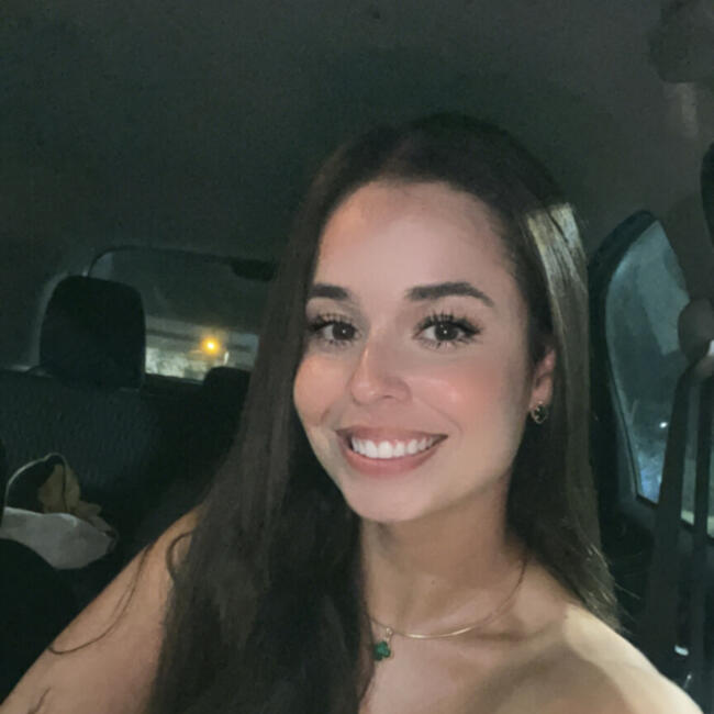 Babysitter in Blumenau: Nayara