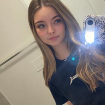 Babysitter in Kyle (Texas): Kayleigh