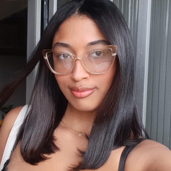 Babá em Recife: Maria