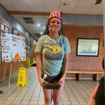 Babysitting job in Albania: babysitting job Lucretia