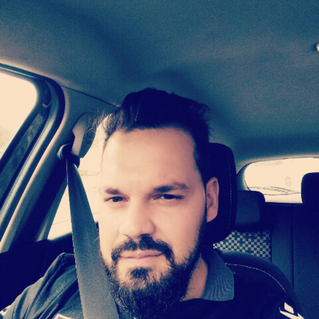 Babysitting job in Guimarães: Vasco