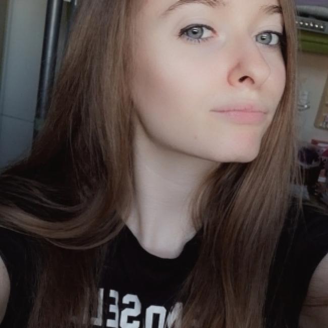 Babysitter in Orléans: Amandine