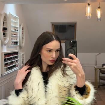 Babysitter in Bucharest: Cezara