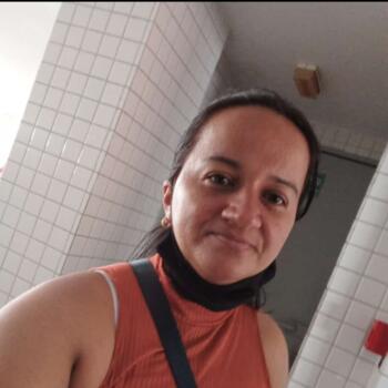 Babá em João Pessoa: Emilia