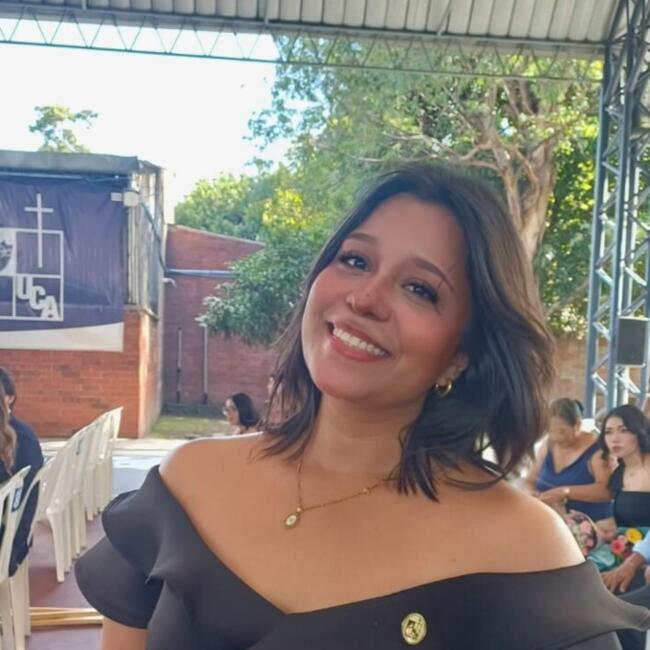 Babysitter in Santa Tecla: Maria Jose Alfaro