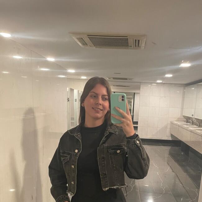 Babysitting job in Florianópolis: Kaylane