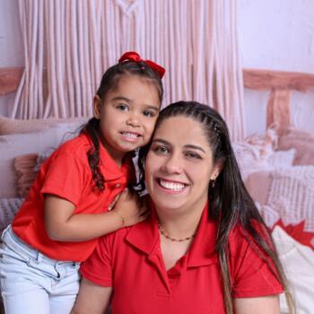 Babysitter Curitiba: Jackecelli