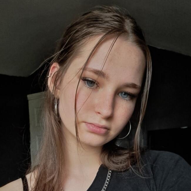 Babysitter in Bristol: Hannah