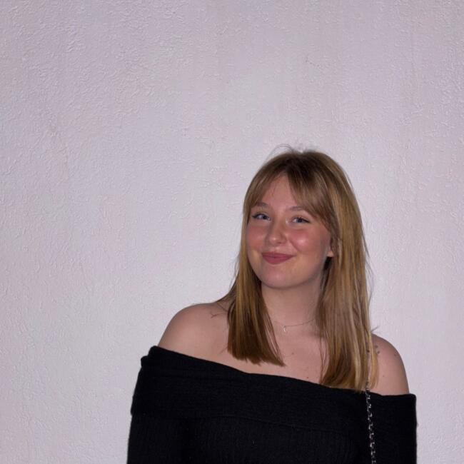 Canguro en Coslada: Verónica