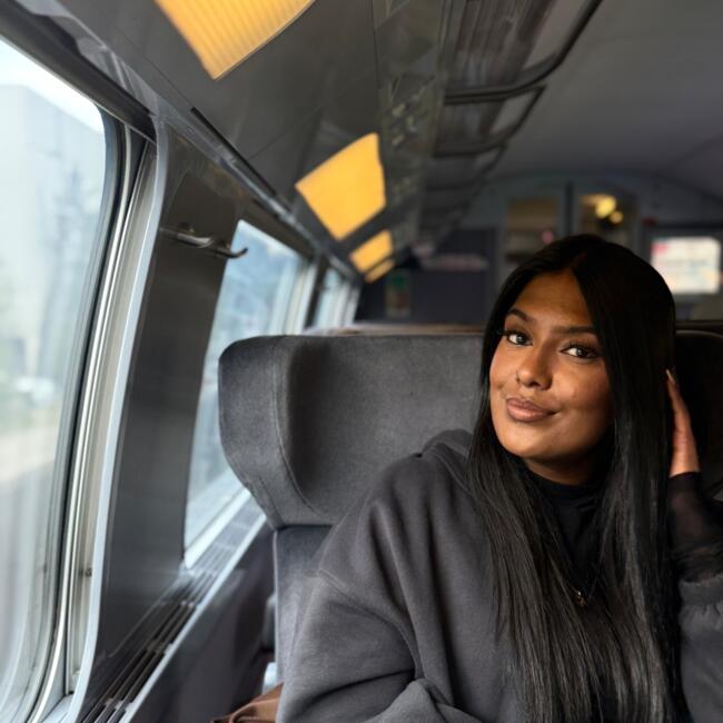 Babysitter in Freienbach: Schruthiyah