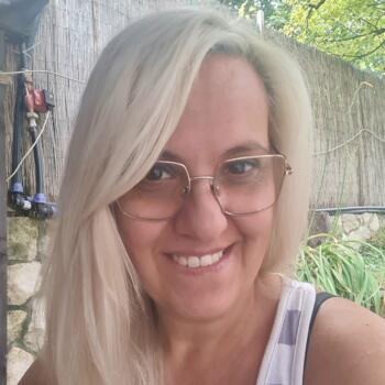 Bébiszitter Üröm: Csilla