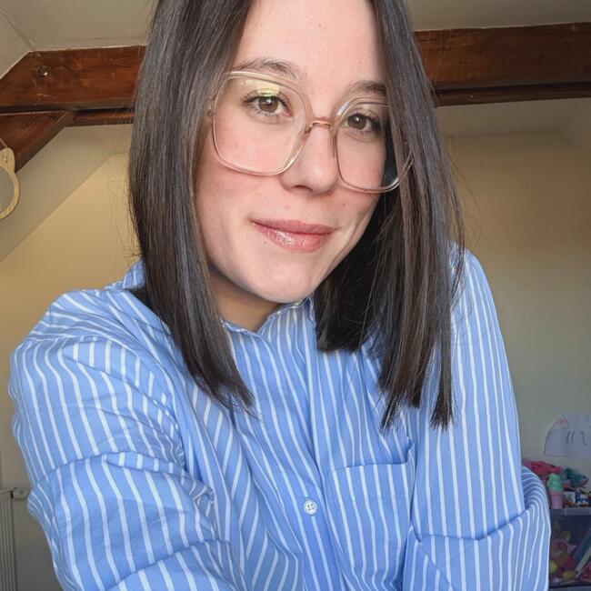 Babysitter in Saint-Clément (Nouvelle-Aquitaine): Manon
