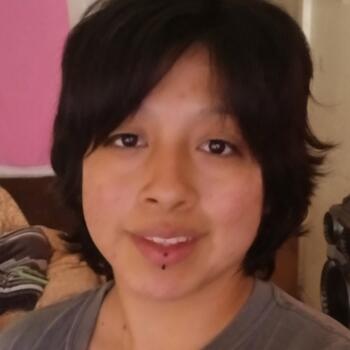 Babysitter in Porterville: Juliette