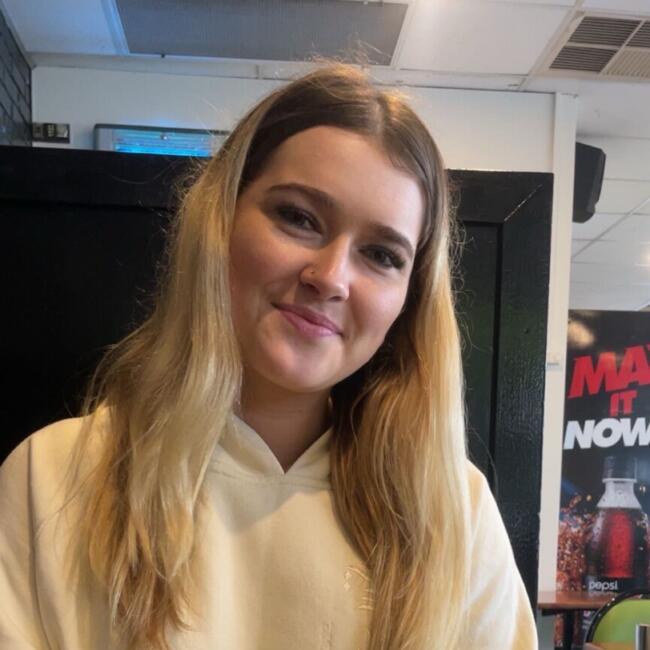 Babysitter in Melbourne: Indi