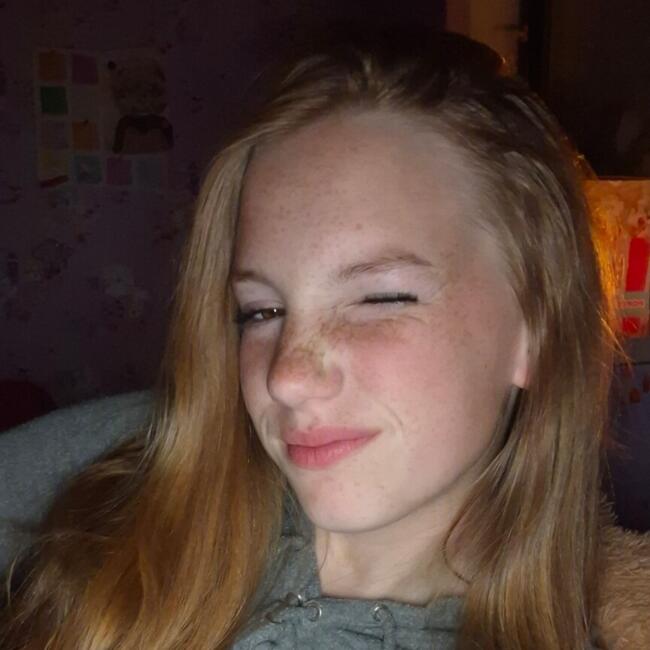 Babysitter in Moordorf: Leonie