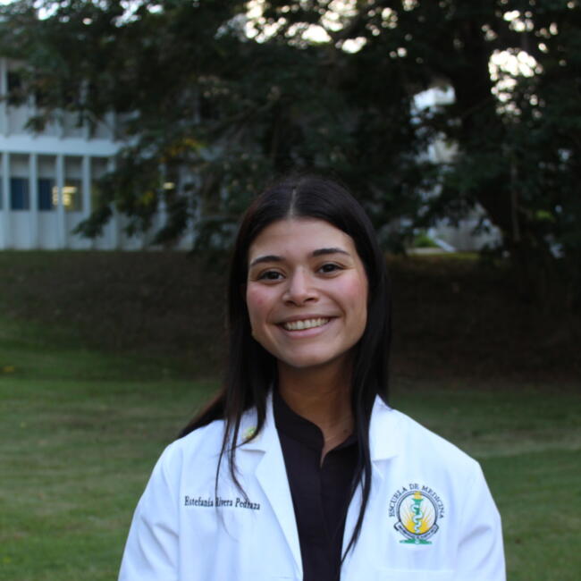 Babysitter in San Juan: Estefania