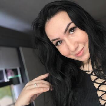 Bébiszitter: Megyaszó: Evelin