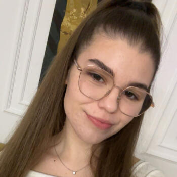 Bonă Bistrița: Carla