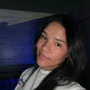 Babysitter in Guarujá: Marjorie