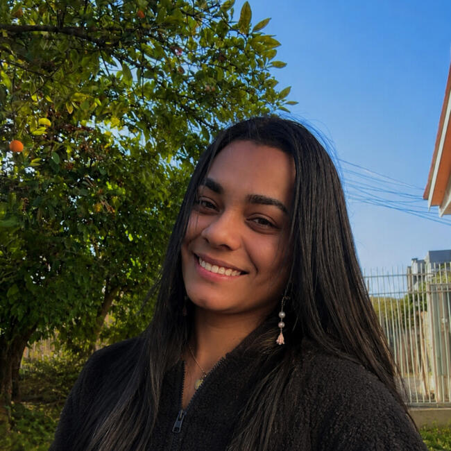 Emprego de babá em Colombo: Alinecruz