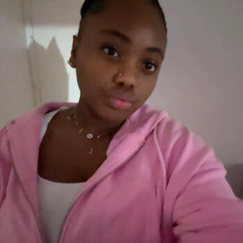 Babysitter Fontenay-sous-Bois: Lina