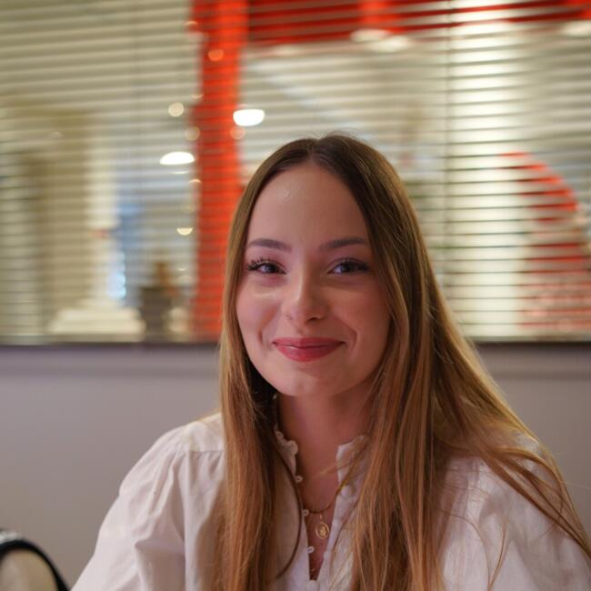 Babysitter in Tours: Eowyn