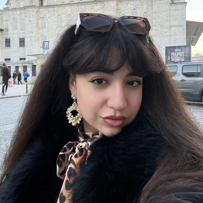 Babysitter Job in Hamburg: Razan