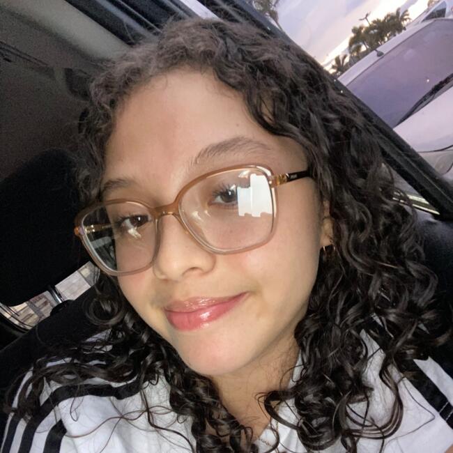 Babysitter in La Chorrera: Analia