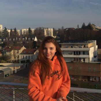 Baby-sitter in Saint-Germain-en-Laye: Mathilde