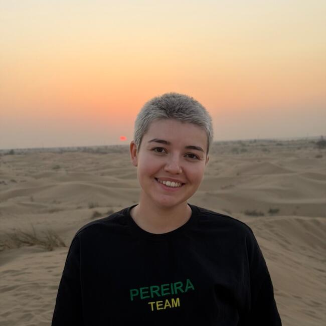 وظيفة جليسة أطفال في دبي: Alina