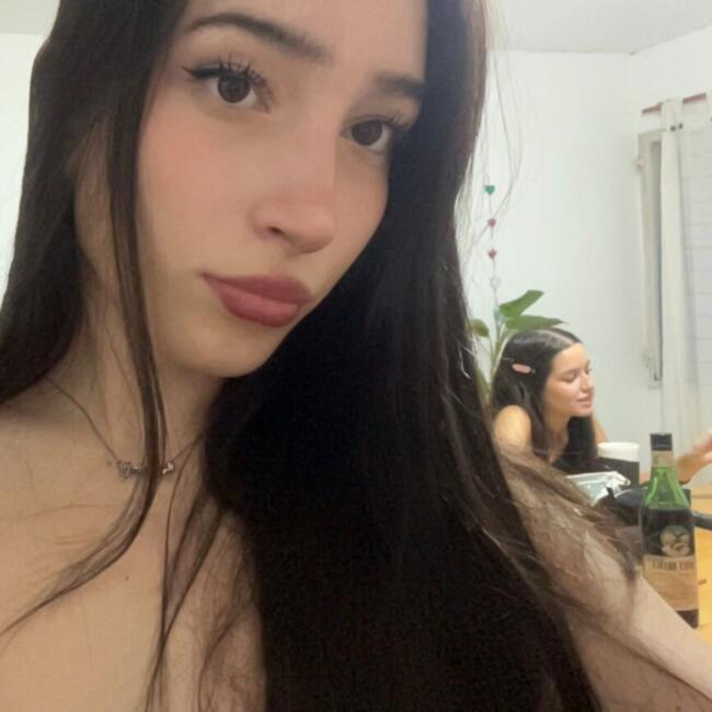 Babysitter in Bahía Blanca: Mia