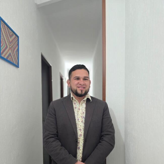 Niñera en Cáceres: Cristhyan Guzman