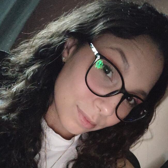 Babysitter in Cascavel: Débora