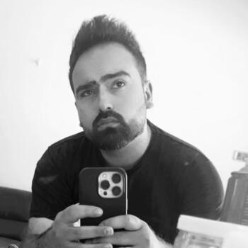 Babysitting job in Riyadh: babysitting job Zain