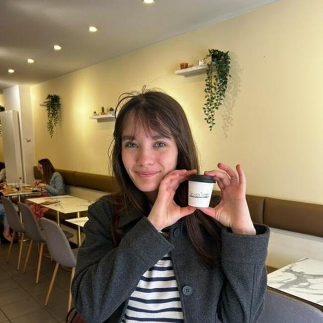 Babysitter in Wavre: Eléonore