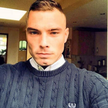 Babysitting job in Sydney: babysitting job Andrew