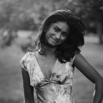 Babysitter in Asker: Madelen Nathalie