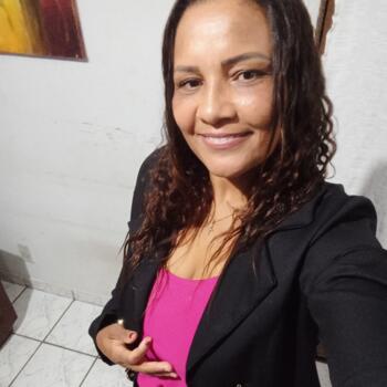 Babysitter in Uberlândia: Beatriz