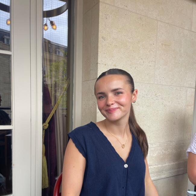 Babysitter in Oxford: Lauren